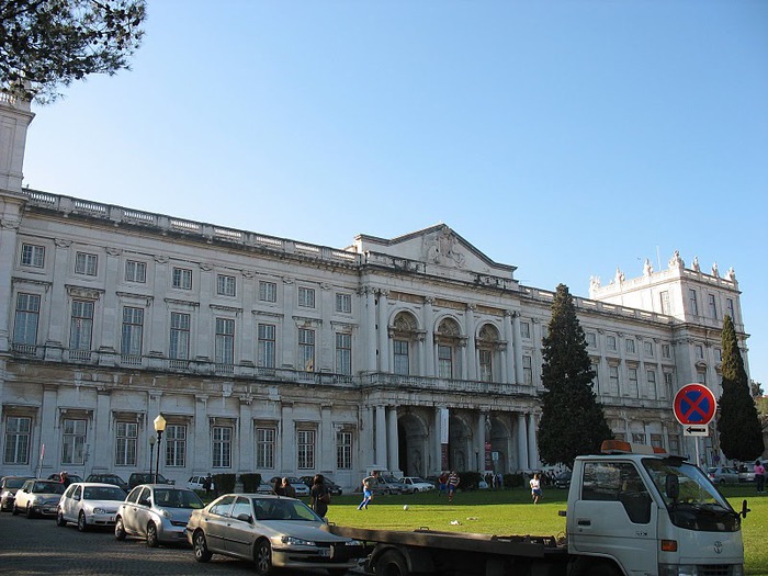 Национальный Дворец Ажуда (Palacio Nacional da Ajuda). 46957