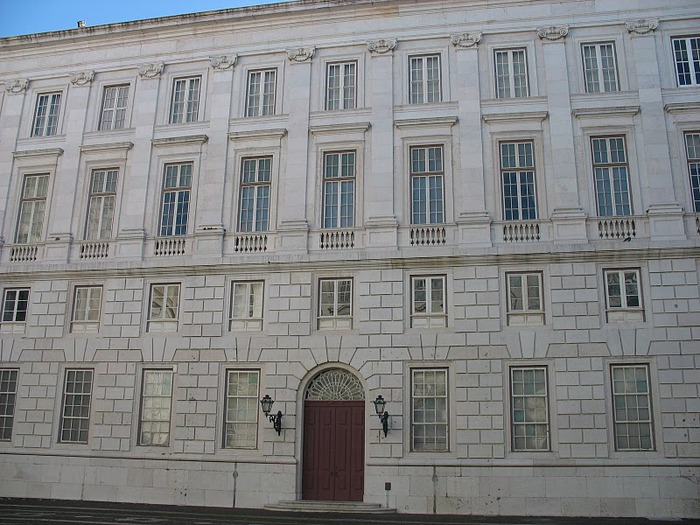 Национальный Дворец Ажуда (Palacio Nacional da Ajuda). 33224