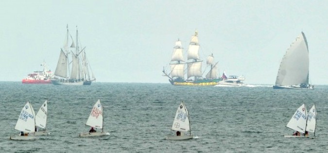 Hanse Sail фестиваль в Варнемюнде около Росток на северо-востоке Германии, 7 августа 2010 года.