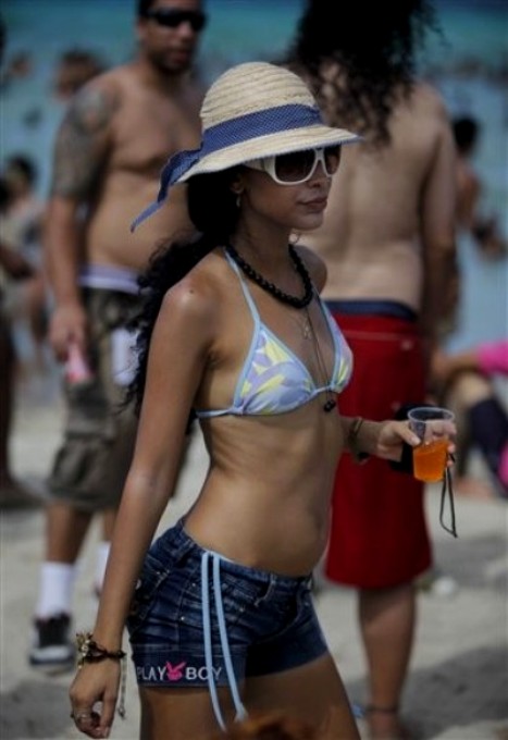 12-ый Rotilla фестиваль электронной музыки на Jibacoa пляже, Куба, 6 августа 2010 года.