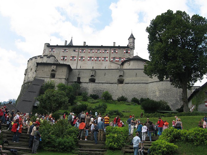 Замок Хоэнфервен (нем. Burg Hohenwerfen) 11611