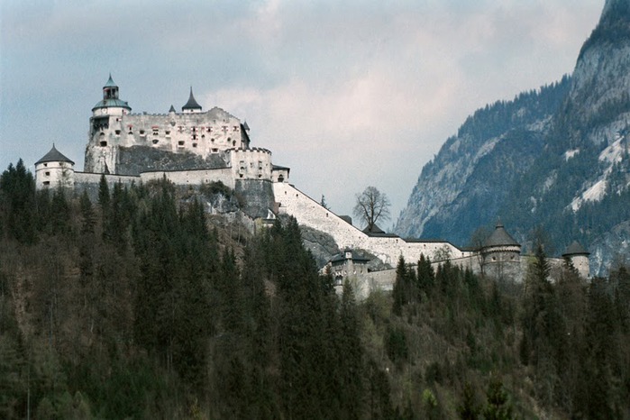 Замок Хоэнфервен (нем. Burg Hohenwerfen) 53662