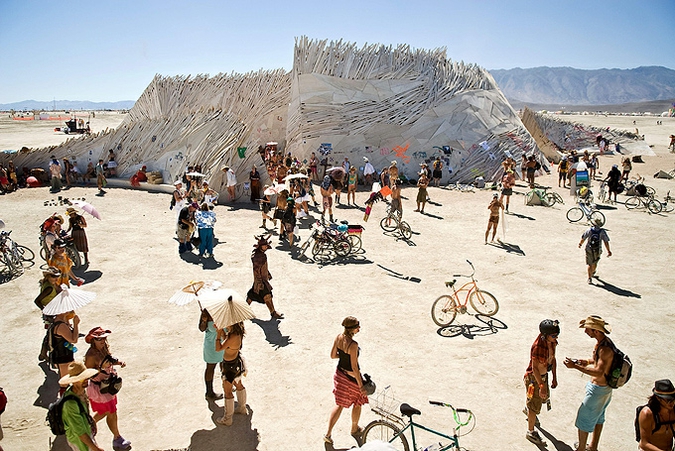 Страна чудес в пустынном оазисе на арт-фестивале Burning Man