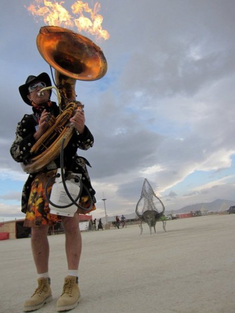 Страна чудес в пустынном оазисе на арт-фестивале Burning Man