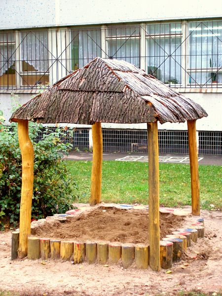 http://img0.liveinternet.ru/images/attach/c/1/58/102/58102796_detskaya_ploschadka4.jpg
