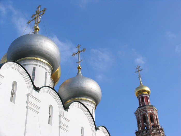 По данным всероссийского опроса, лишь 2% населения хотят видеть Церковь богатой 58803124_icon150