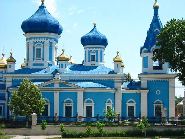 Фотографии деревянных церквей и храмов - Страница 4 62684713_Moldavian_orthodox_church1