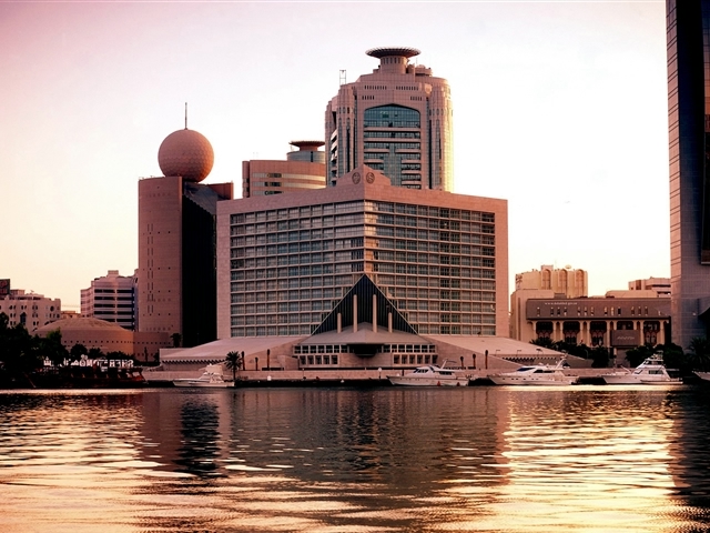 4. Sheraton (640x480, 227Kb)