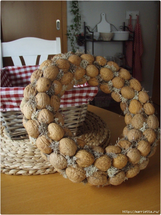 рождественский венок из грецких орехов (44) (525x700, 308Kb)