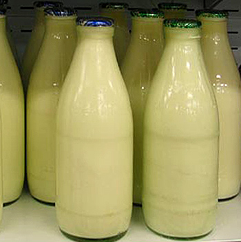 старые молочные бутылки/683232_moloko (350x352, 50Kb)