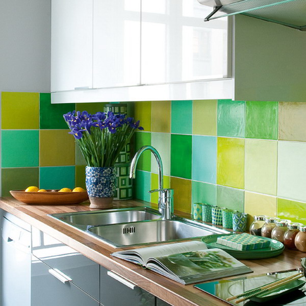 Разноцветная плитка в кухне:  декораторские хитрости