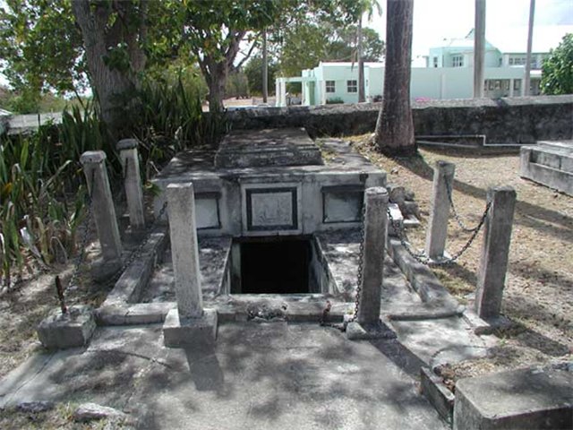 Тайна самодвижущихся гробов Барбадоса