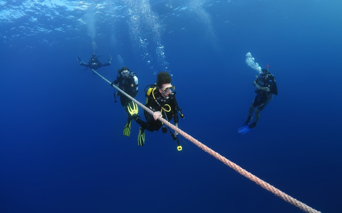 Водолазы исследовали кораблекрушение Тистлегорма в Красном море