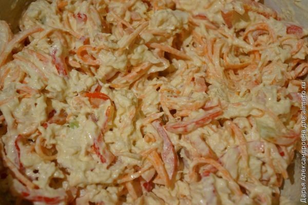 Салат с курицей и корейской морковью и болгарским перцем рецепт Салат с курицей и корейской морковью и болгарским перцем рецепт