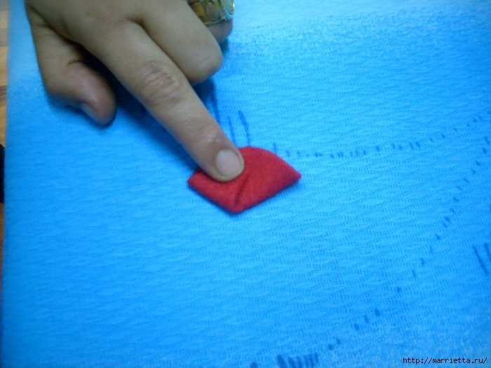 Валентинка с розочками из фетра. Шаблон сердца и мастер-класс (4) (700x525, 251Kb)