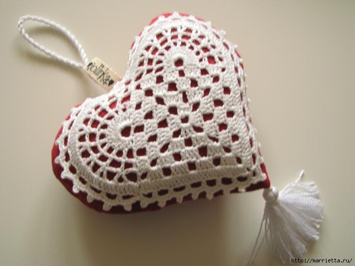 Текстильные сердечки. Большая коллекция очень красивых валентинок (56) (700x525, 172Kb)