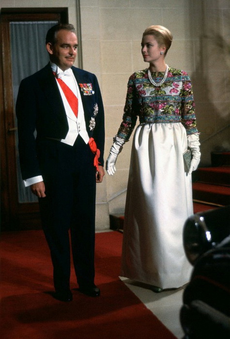 Grace Kelly and Rainier III, Prince of Monaco (4) (475x700, 90Kb)