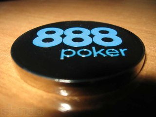103835207_2_644x461_kard-holder-888-poker-card-guard-888-poker-original-novyy-fotografii (320x240, 14Kb)