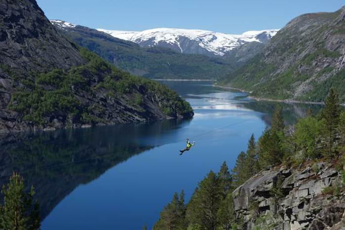 3578968_Trolltunga (700x465, 45Kb)