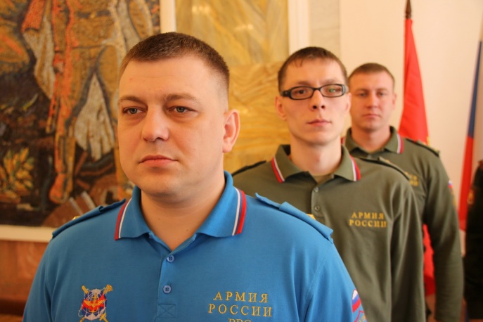 одежда skott