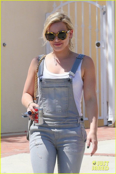 hilary-duff-so-excited-to-be-back-on-tv-04 (468x700, 73Kb)