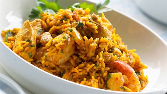 plov_s_kuricei_v_multivarke (640x360, 190Kb)