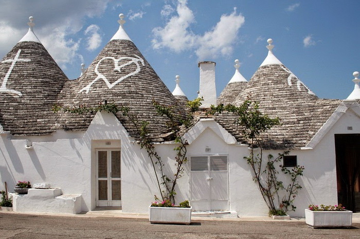 3925073_alberobellotrulli5 (700x466, 150Kb)