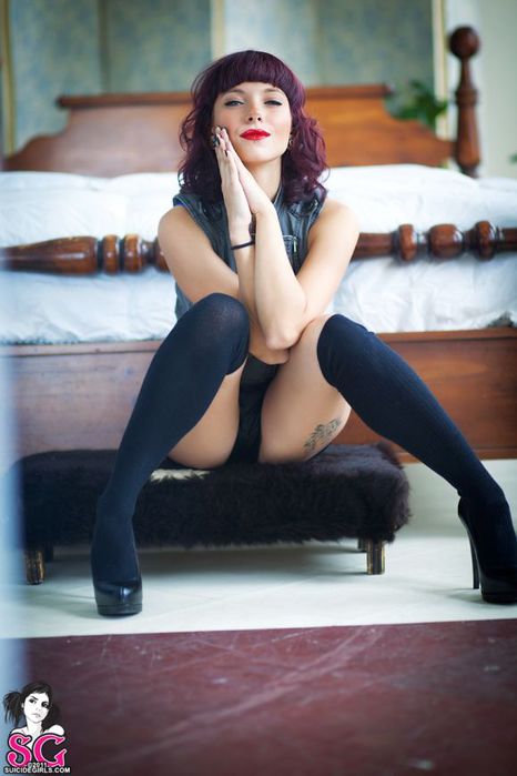 4667259_suicide_girls_foto_vrotik_net_21 (466x700, 41Kb)