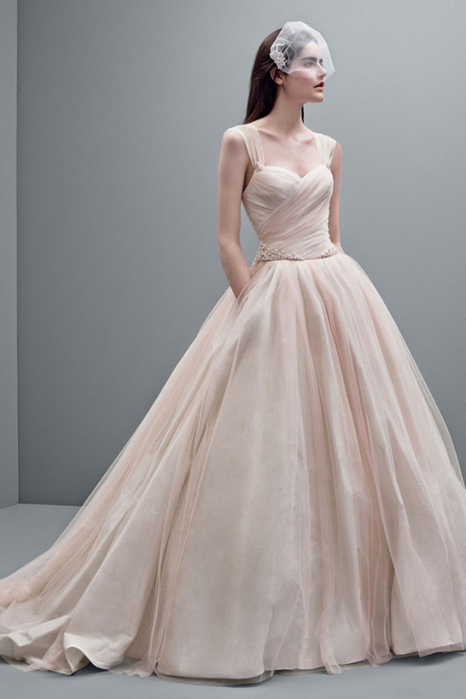 vera-wang-fall-2014-bridal-dresses4 (466x700, 179Kb)