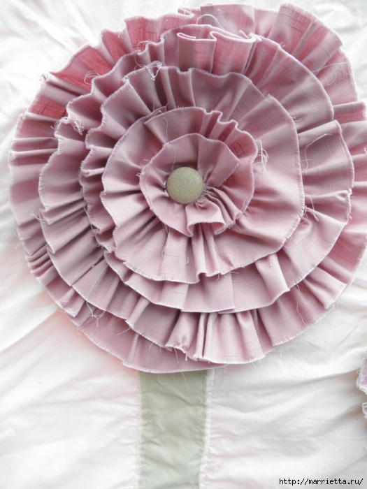 Лоскутное одеяло с крупными цветами (3) (525x700, 238Kb)