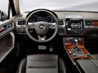 Volkswagen-Touareg-Hybrid-TSI-int-550x412 (330x246, 26Kb)