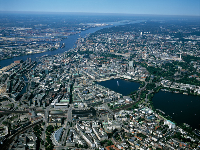 hamburg_luftbild (700x524, 576Kb)