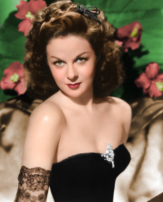 susan_hayward ___ colorized_by_northone-d3hcajl (566x700, 74KB)