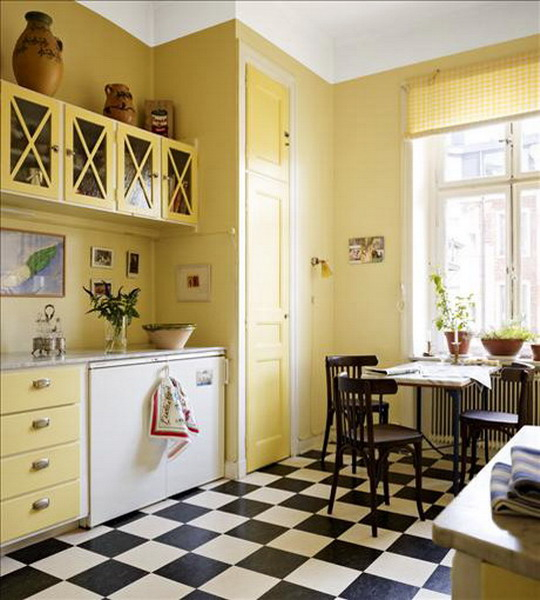 black-white-checkerboard-floors-tiles-in-kitchen7-1 (540x600, 261Kb)