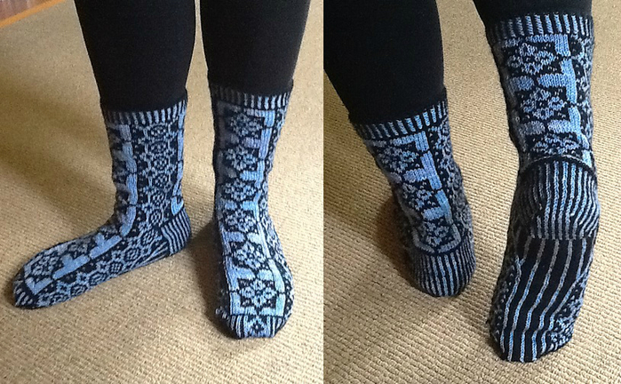 Figure Ground Socks by Ellen Wixted (700x432, 386Kb)