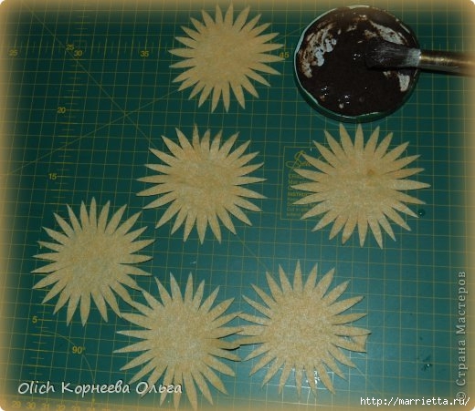 Цветущий кактус из кофейных зерен (3) (520x451, 143Kb)