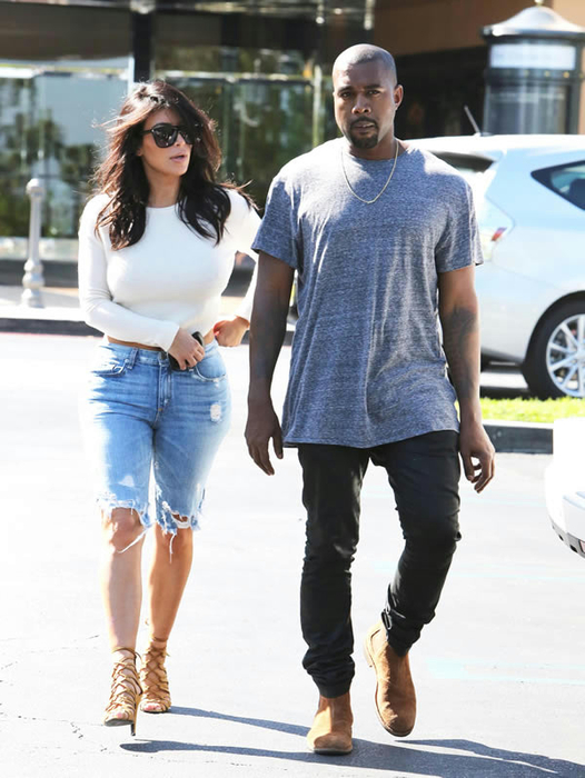 FFN_Kardashian_West_FF10_FF9_101914_51562594 (526x700, 330Kb)