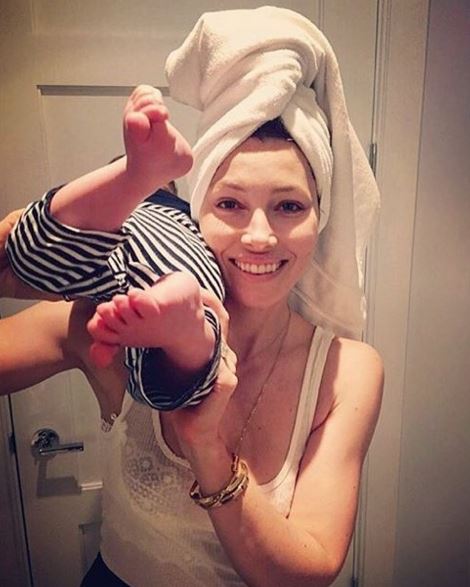 smutty-social-media-04feb16 (470x587, 47Kb)