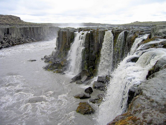 Водопад Селфосс8 (640x480, 297Kb)
