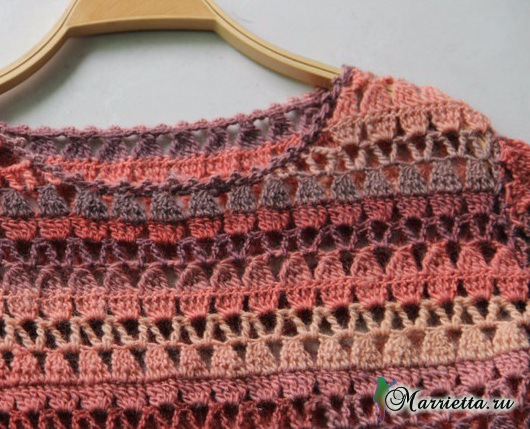 Весенний ажурный пуловер крючком из меланжевой пряжи (3) (530x429, 293Kb)