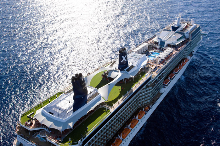 лайнер Celebrity Equinox 4 (700x466, 516Kb)