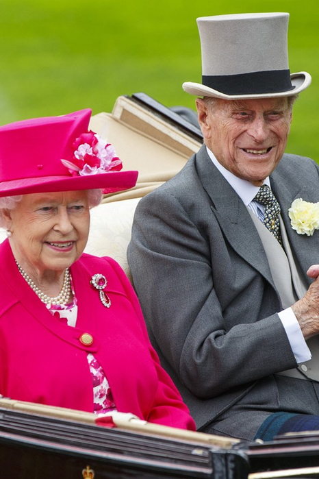 Prince-Philip-Queen-Vogue-17Jun15-Getty_b_592x888 (466x700, 319Kb)