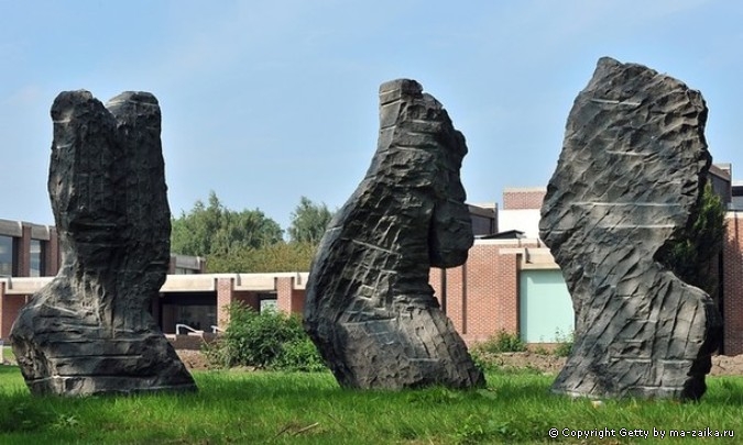 Lille Metropole's modern art museum (LAM) (Музей современного искусства и искусства аутсайдеров), в Villeneuve-d Ascq, северная Франция, 24 сентября 2010 года.