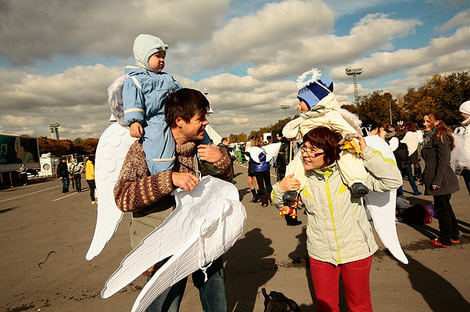 В Лужниках возвели купол для Cirque du Soleil