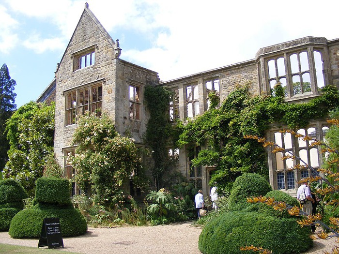 Nymans Gardens 90375