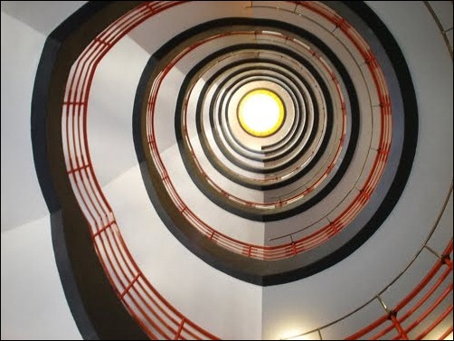 45 спиральных лестниц 35
