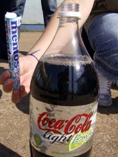 Кока кола + ментос 