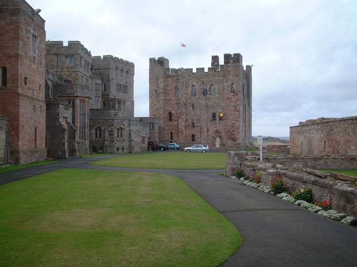 Замок Бамбург (Bamburgh) - Графство Нортумберленд 68201