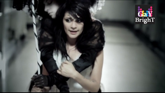 Lacey Mosley Sturm Flyleaf Frontman