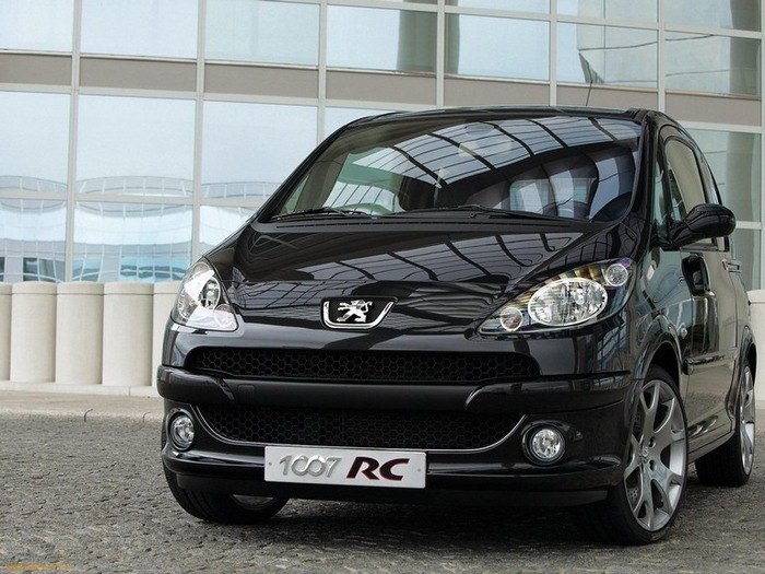 городской автомобиль Peugeot 107 9